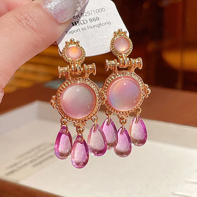 Round teardrop resin earrings palace style retro tassel earrings