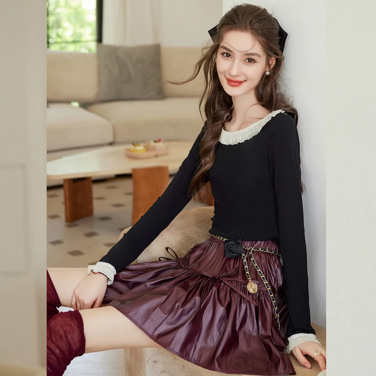 LOUIS YAO Black and White Color Contrasting Crimson Lace Women's T-shirt 2025 Autumn Tops Micro Elastic Slim Long Sleeve Shirt