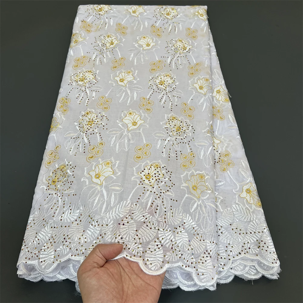 2024 Latest Dry lace embroidery African 100% cotton fabrics White and gold Hot Selling Swiss voile lace for Wedding Party hz1319