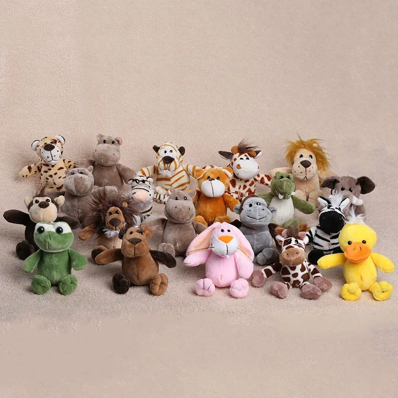 New Color-Block Wildlife Plush Keychains: Macaw and Pink Lion – Cartoon Animal Plush Toys, Bag Charms, and Accessories