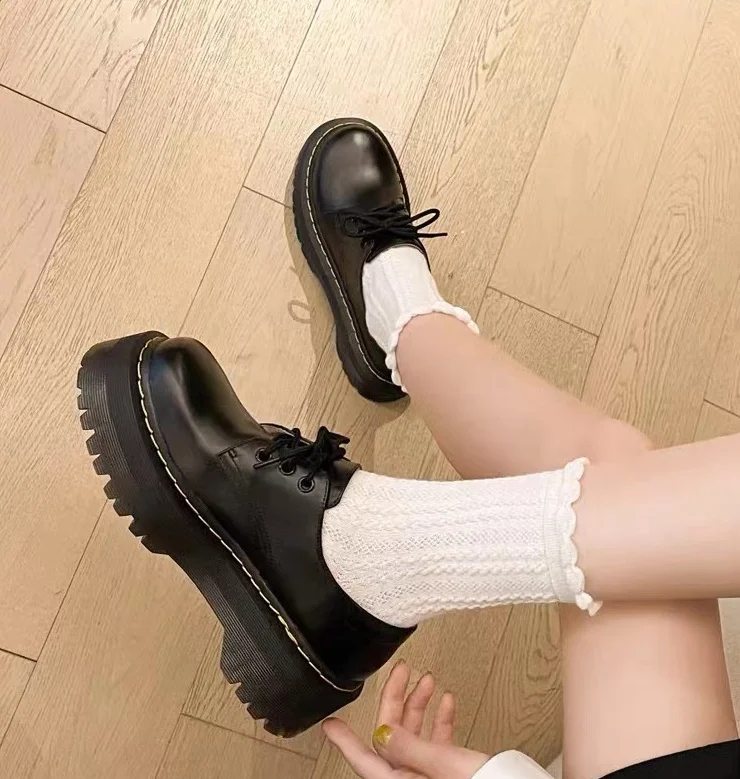 Low cut Japanese autumn 2024 black leather thick soled Martin single shoe