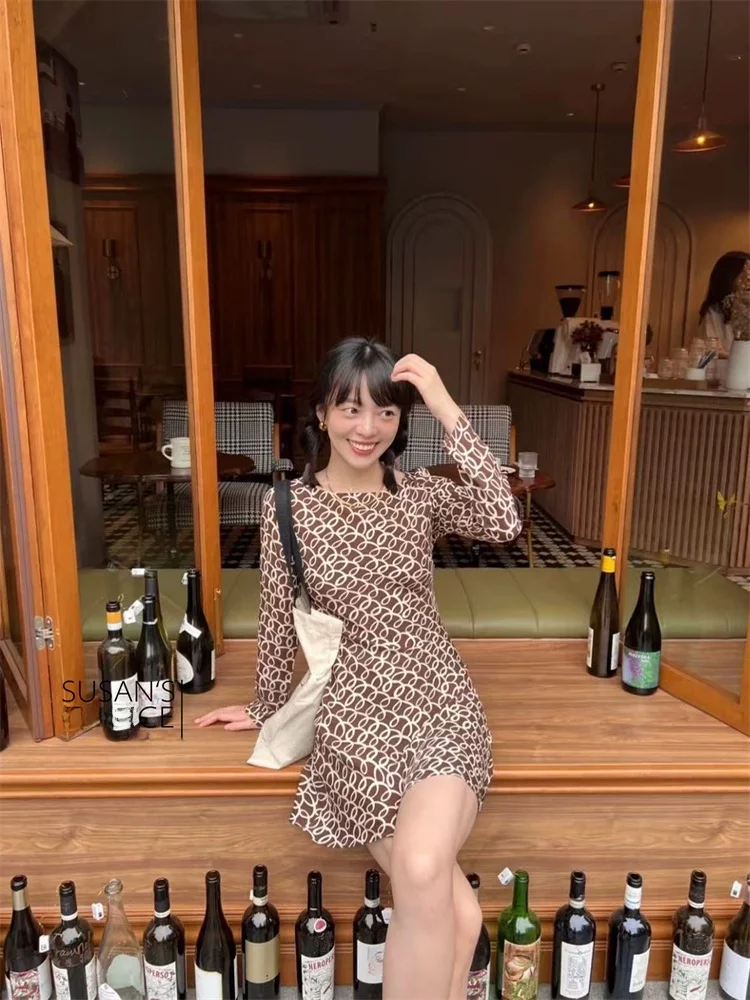 수잔 패셔너블 실크 브라운 프린트 롱 스웨이드 비대칭 드레스 여성용 프렌치 슬레 캐주얼웨어 여름 2025