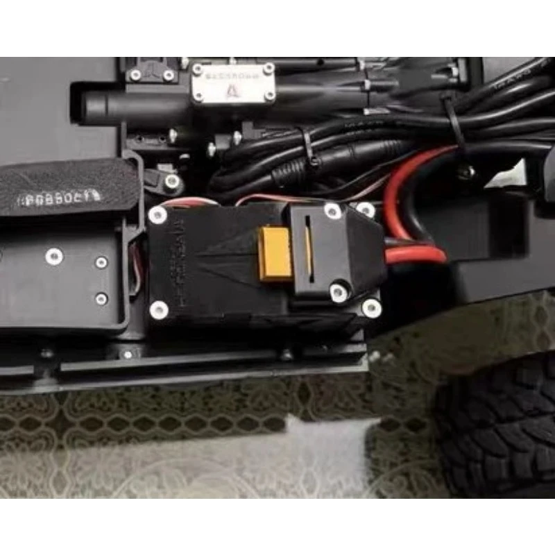 Receiver Box W/ Built-in XT60 Plug Holder for Vanquish VS4-10 Phoenix 1/10 Crawler, Dustproof Receiver Case Upgrade Accessory