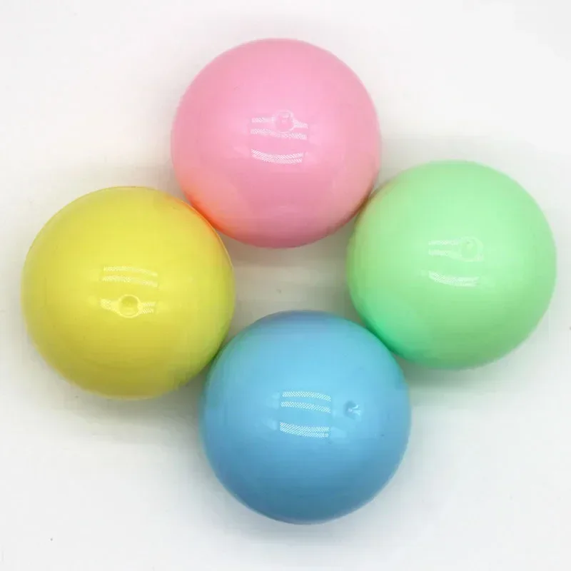 50PCS/bag 80MM Colored Circular Transparent Plastic Ball Toy Macaron Color 8CM Spot Wholesale Egg Shell for Twisting Machines