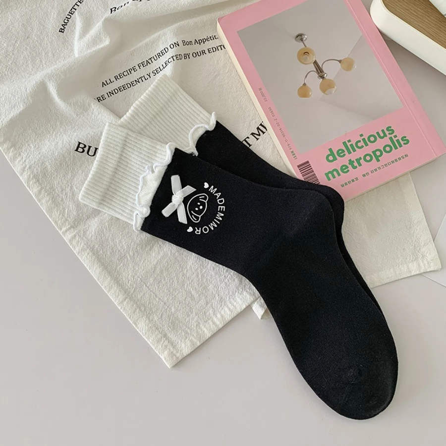 زوجان من جوارب أنبوبية متوسطة الحواف على شكل ربطة عنق على شكل فيونكة، مع تصميم جميل مثل الأساسية، دانتيل رقيق، مطابقة يومية #6