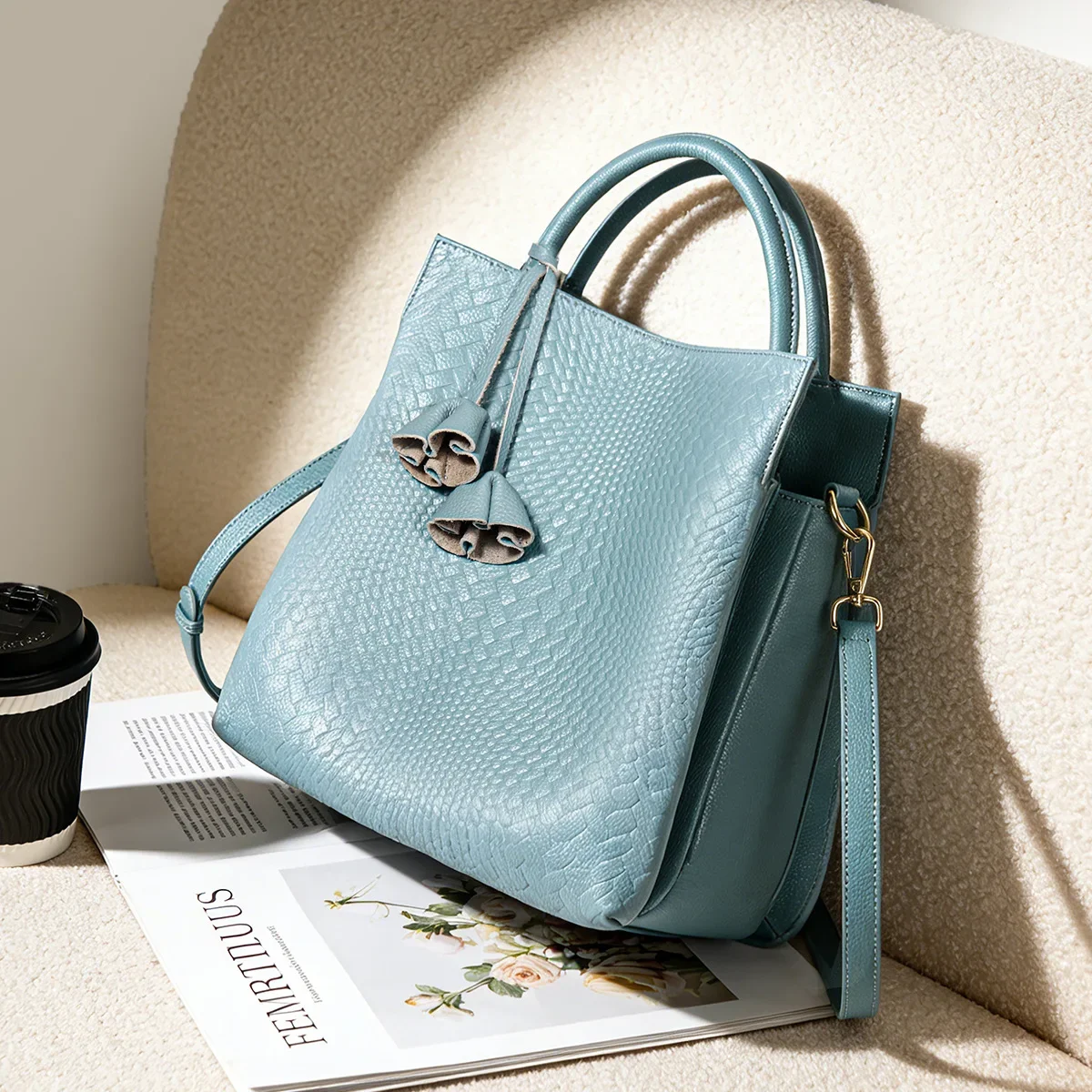 

100% Genuine Leather Elegant Fashionable Diaper Bag Simple Original Tote Bag Trendy Design For Ladies Travel