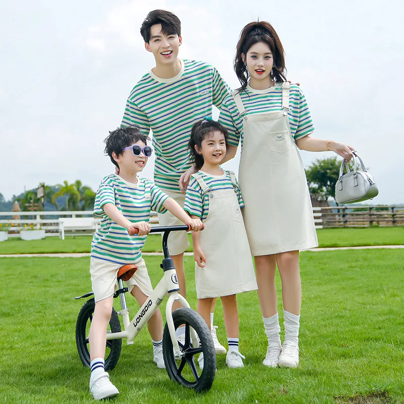 Family Matching Couple Clothing Mom Daughter Strap Dress Dad Son T Shirts Set Korean Parent-child Clothes Sister Brother Outfits