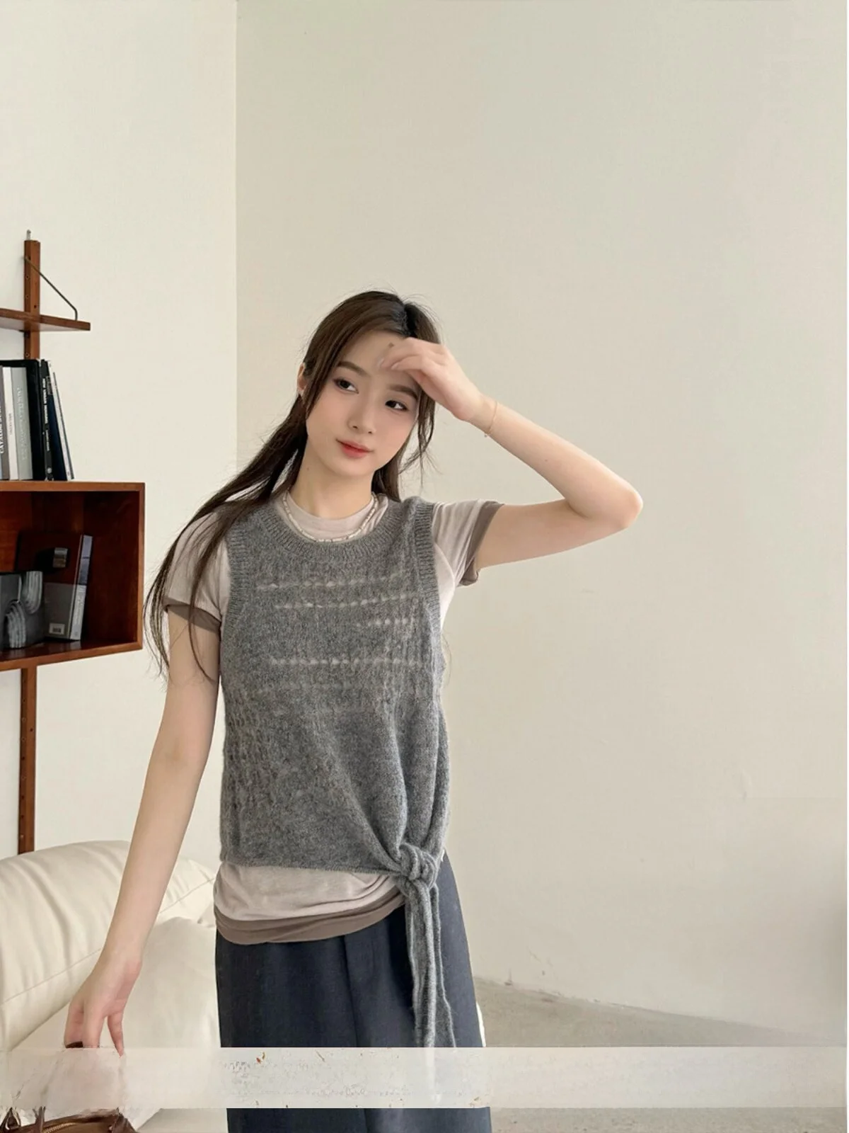 

Brand Svel Knitted Vest Original Design Slim Fit Nylon Camere Wool Blend Pure Color Handpied by Sts