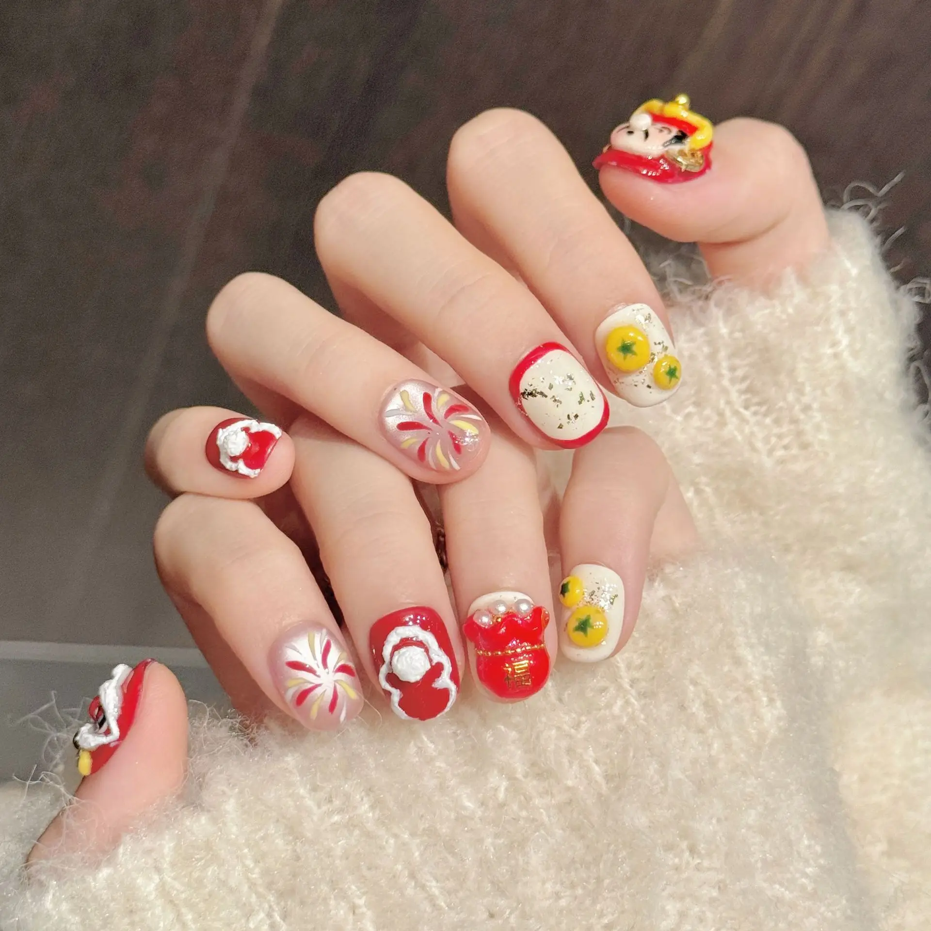 10PCS Round Handmade Press On Nails,Lion Dance God New Year Style,Suitable For Festivals Parties And Daily Wear.