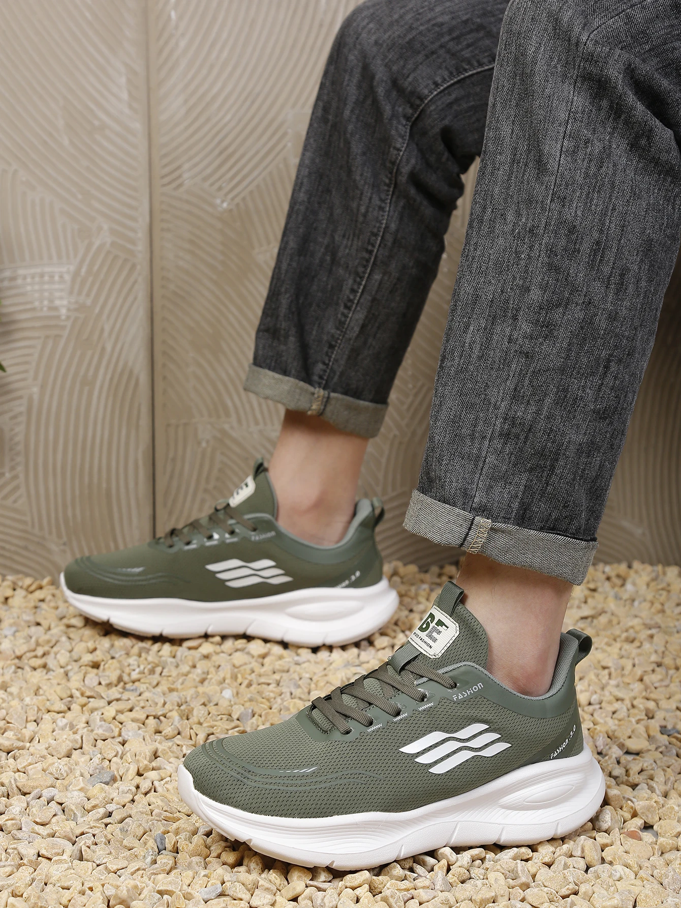 Atmungsaktive Laufschuhe aus Mesh für Damen und Herren, Sport- und Freizeitschuhe mit erhöhter Sohle, Outdoor-Freizeitschuhe – Detail 4