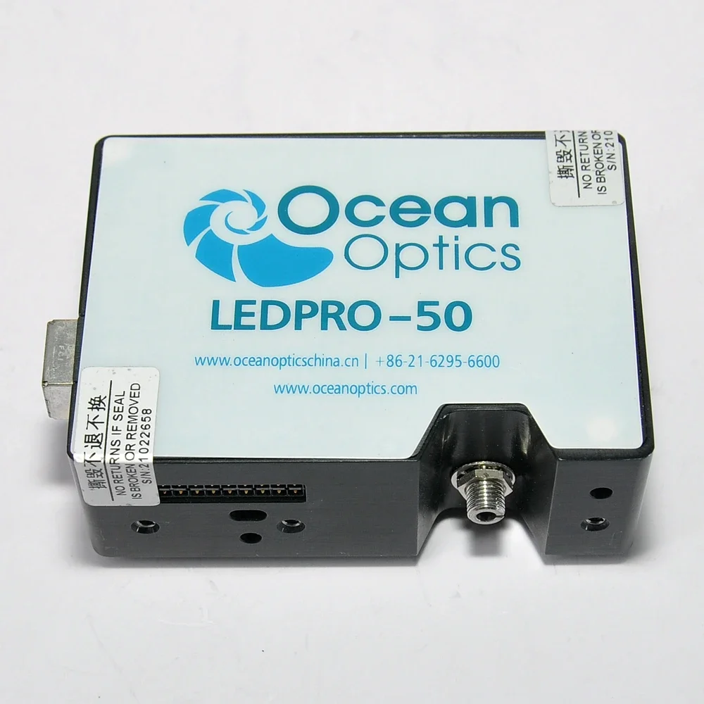 US Oceans Optics Two Models LEDPRO-50 USB2000+ Plug-and-Play Miniature Fiber Spectrometers Scientific Research Laboratory Raman