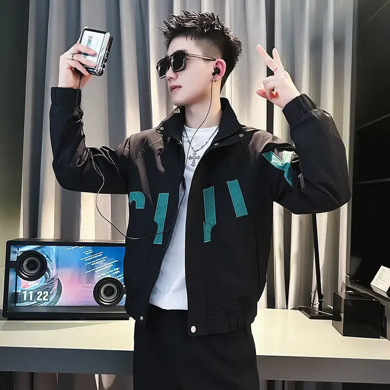 Spring Autumn Jacket for Men Cargo Zip V Man Coat Green Y2k Korean Reviews Many Joker Stylish Clothing Fashion 2024 Aesthetic