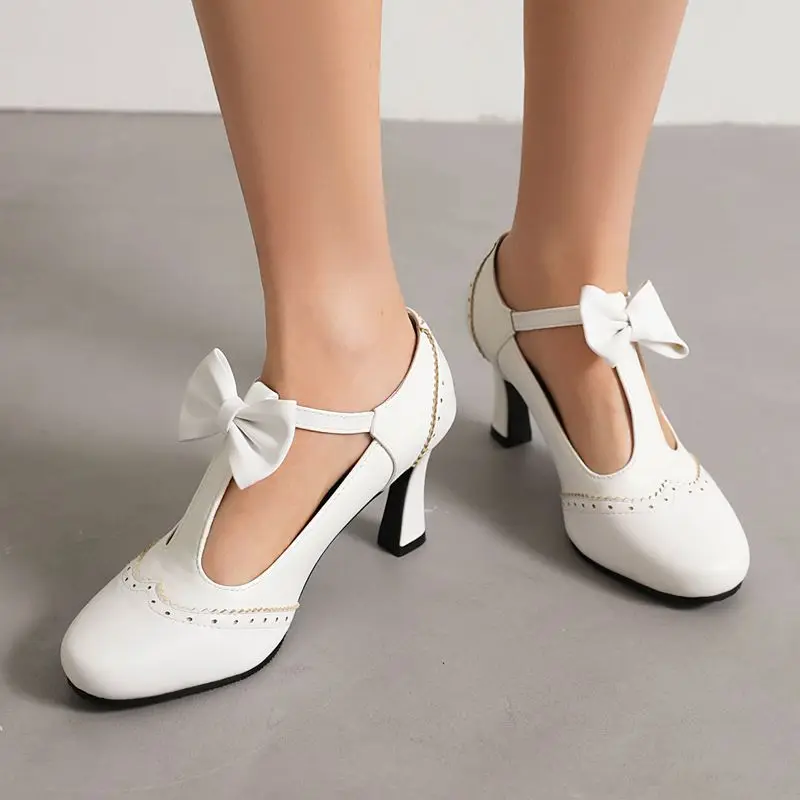 REAVE CAT 2026 الحلو النساء مضخات جولة تو 7.5 سنتيمتر الكعوب الغريبة مشبك حزام Bowknot موضة يؤرخ الأحذية حجم كبير 41 42 43 #3