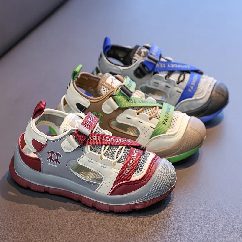 

Children Casual Shoes Hollowed-out Kids Sandals Sports Running 2025 Summer New Students Flat Shoes Toes Capped Non-slip Trendy