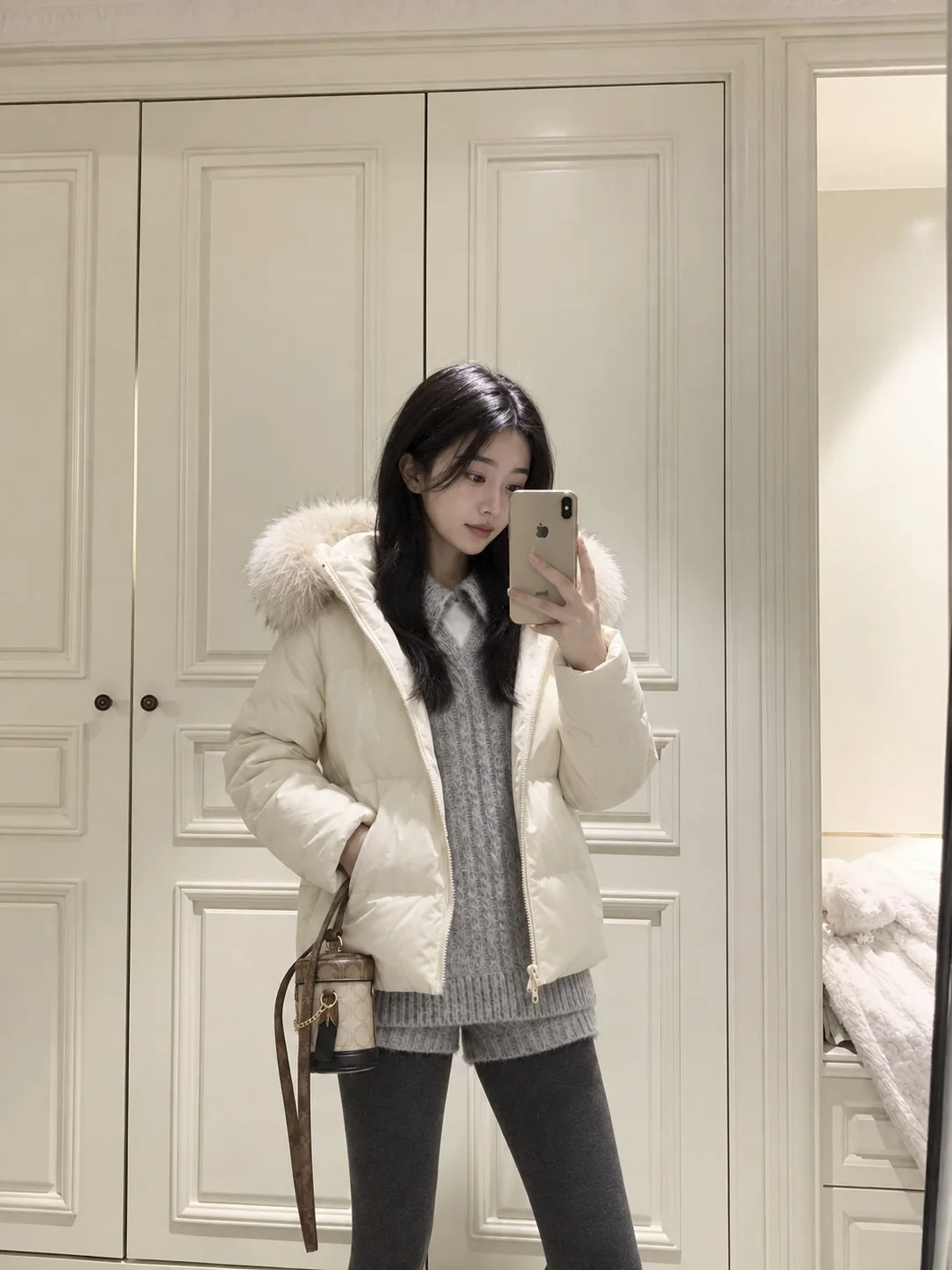 Winter Hooded Natural Large Fur Collar Down Jacket Women White Duck Down Zipper Parker Outwears Female Warm Thick Down Jacket