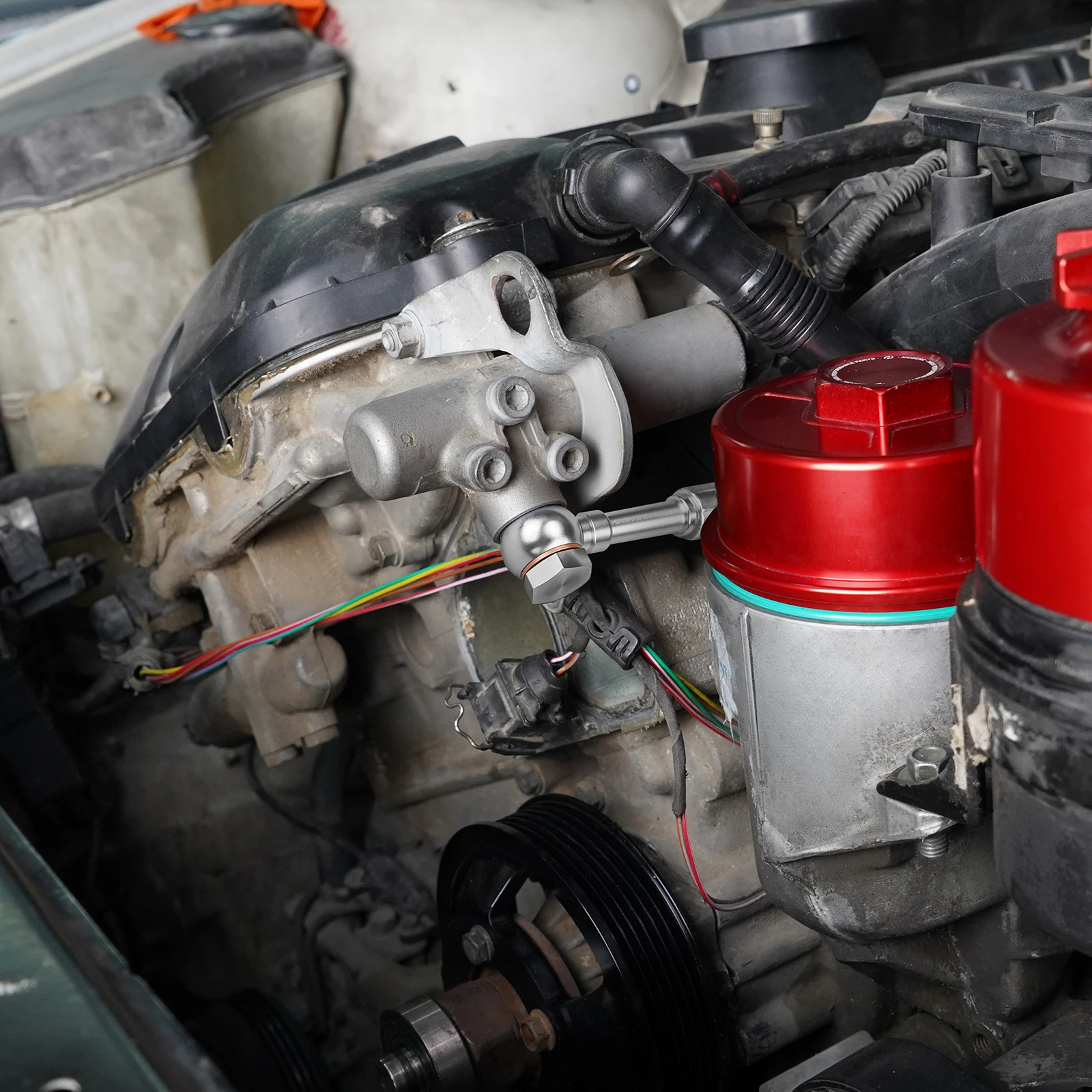 BEVINSEE Verbesserte Vanos-Ölzufuhrleitung für BMW E46 E39 E60 E83 E53 E61 E36 E85 S54 S52 S50 M50, Ersatz für 11361705532 – Detail 4