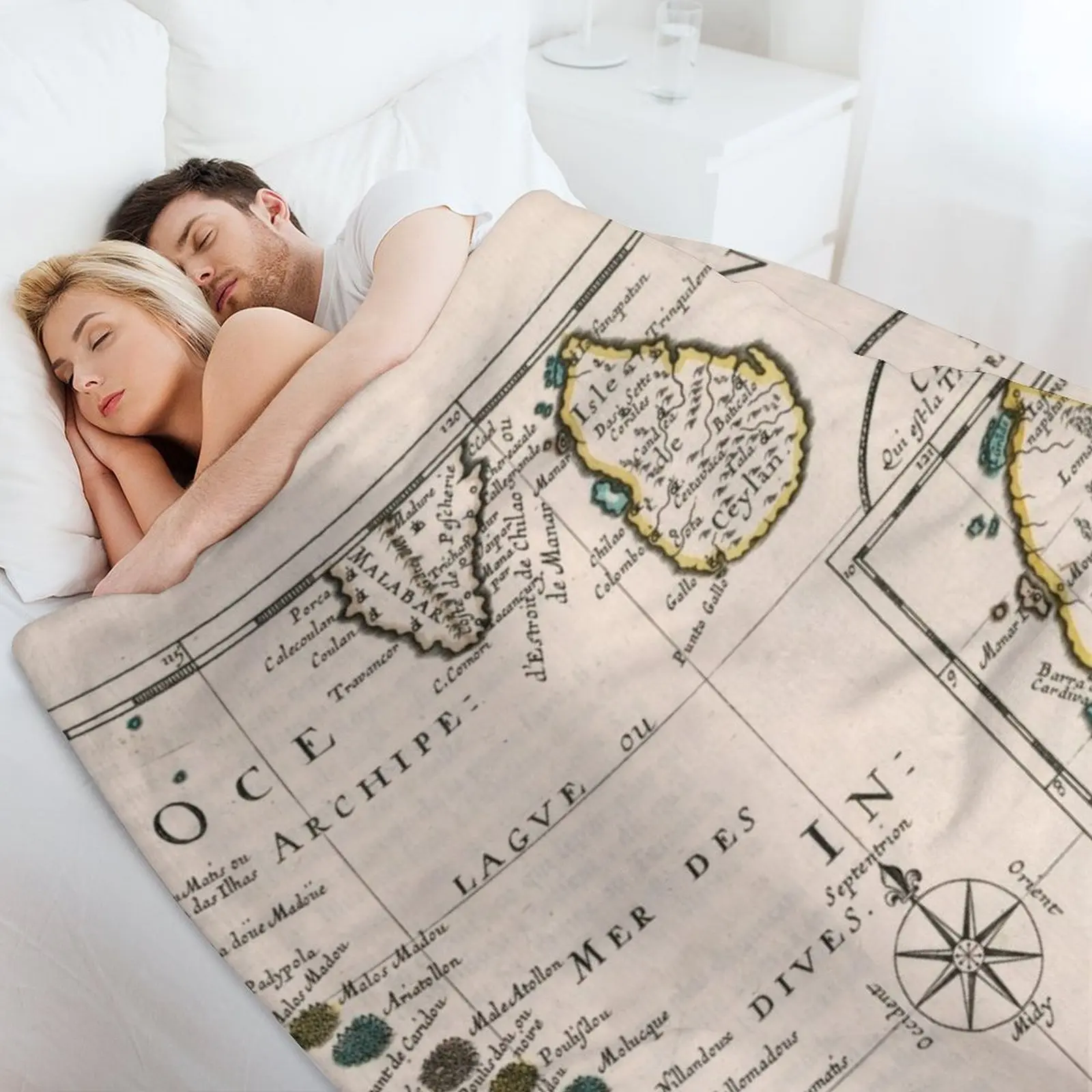 خريطة جزر المالديف وسريلانكا العتيقة (1652) رمي بطانية لحاف مرجح للأريكة بطانيات منقوشة ناعمة #4