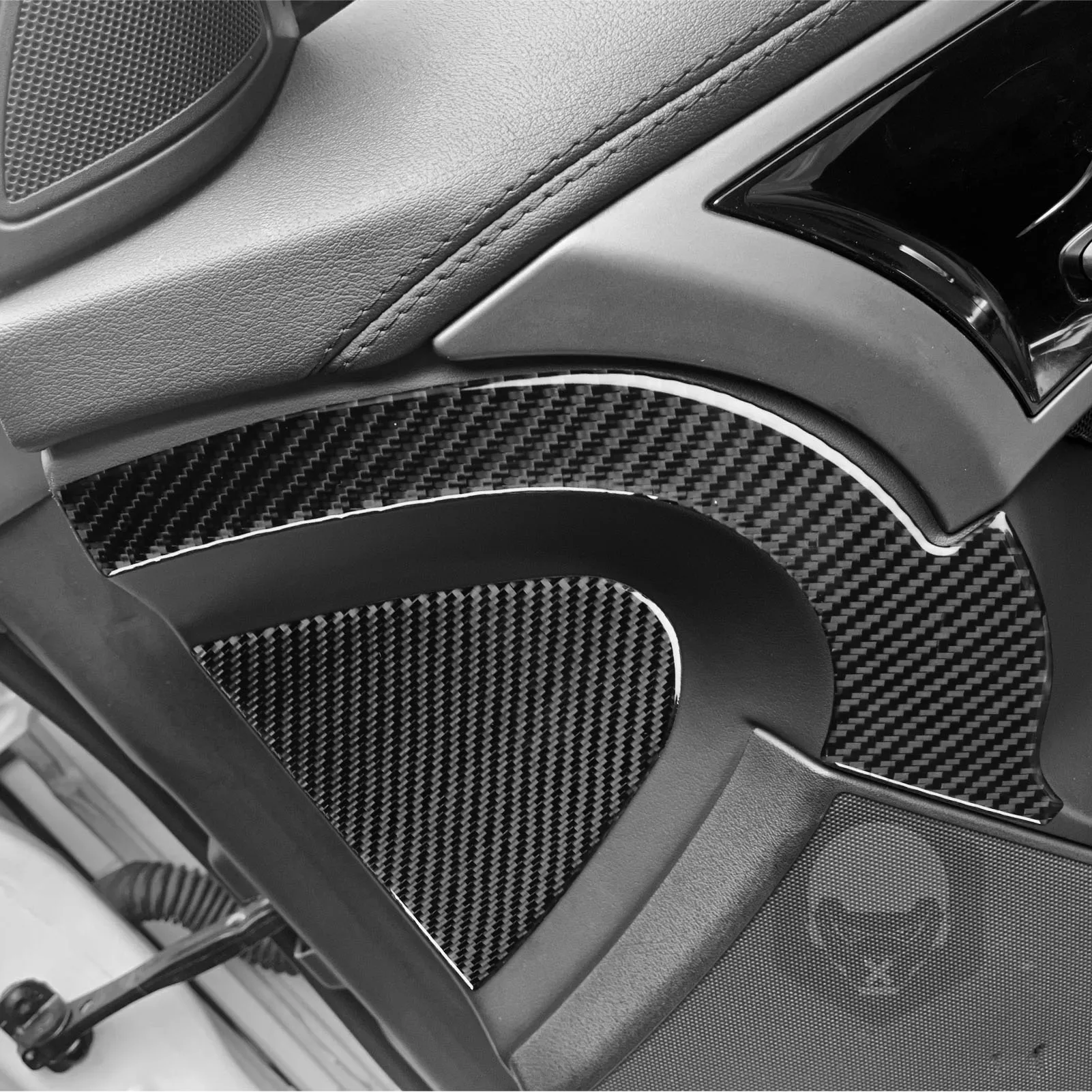 Real Carbon Fiber Car Accessories Dashboard Side Cover Soft Sticker For Jaguar F-type 2013 2014 15 16 17 18 19 20 21 22 23 24