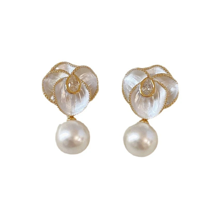 Foxanry-pendientes de tuerca para mujer y niña, aretes de perlas y flores de Color dorado, joyería elegante y a la moda para novia