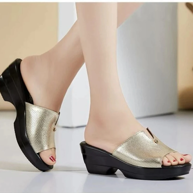 

2025 шлепанцы на танкетке со стразами, летние женские туфли из натуральной кожи с блестками, женская обувь из воловьей кожи