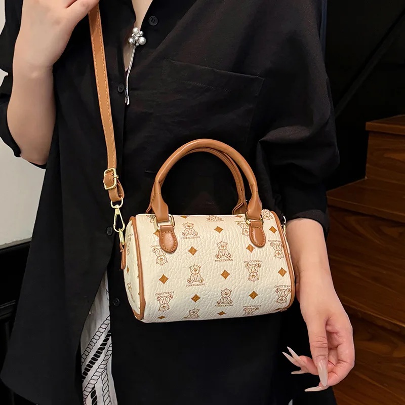 

2026 женская белая большая сумка Cloud Dancer, винтажная стеганая сумка через плечо, многосторонняя сумка через плечо из мягкой натуральной кожи