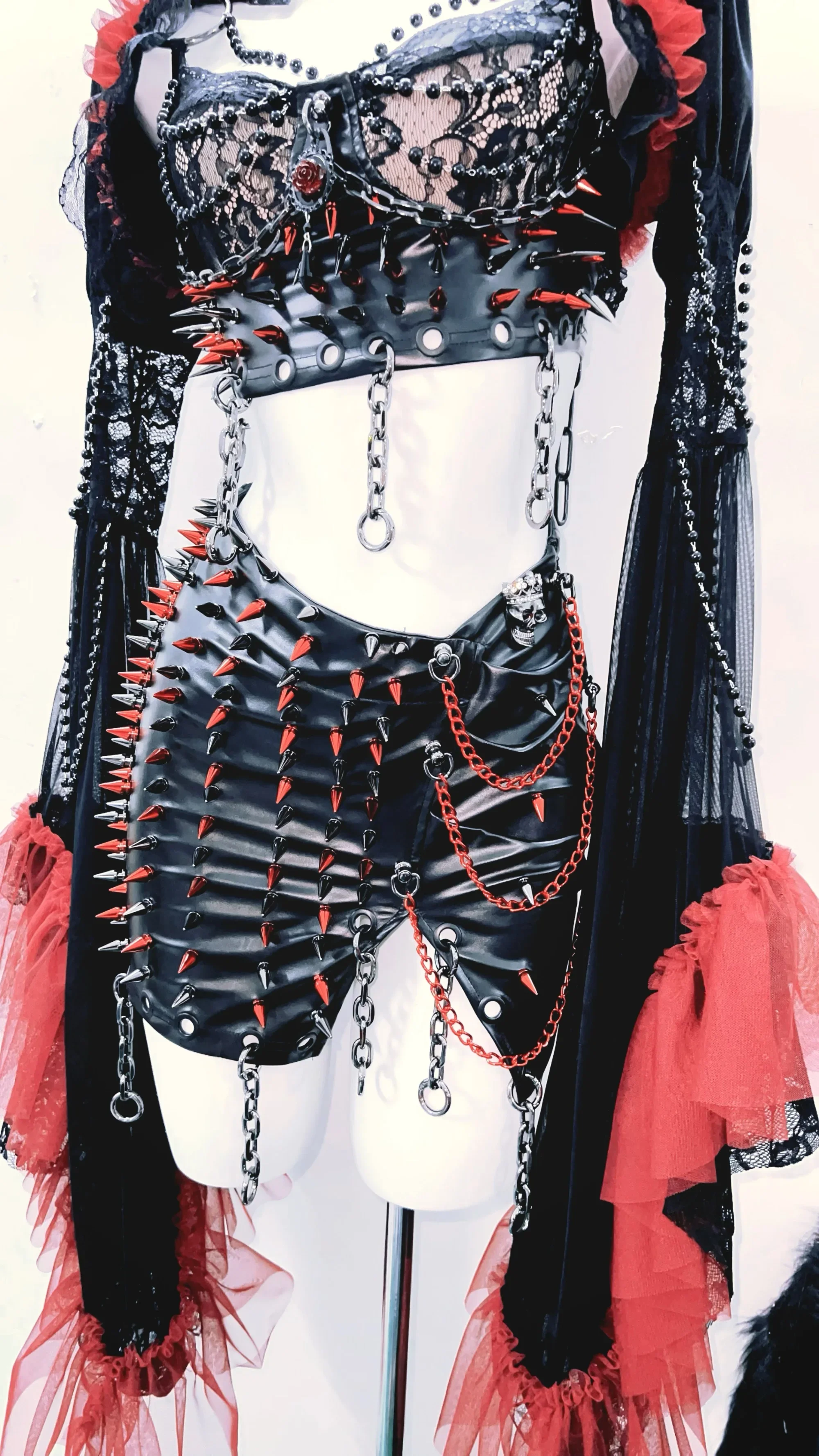 Y2k موضة بوستير topy2k قطع علوية قصيرة ملابس قوطية برشام تانك القمم القوطية الشرير تانك القمم خمر y2k الملابس السوداء