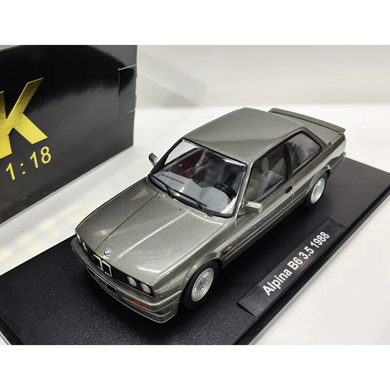 Kk 1/18 Scale B6 3.5 1988 Alloy Car Model Collection Ornaments