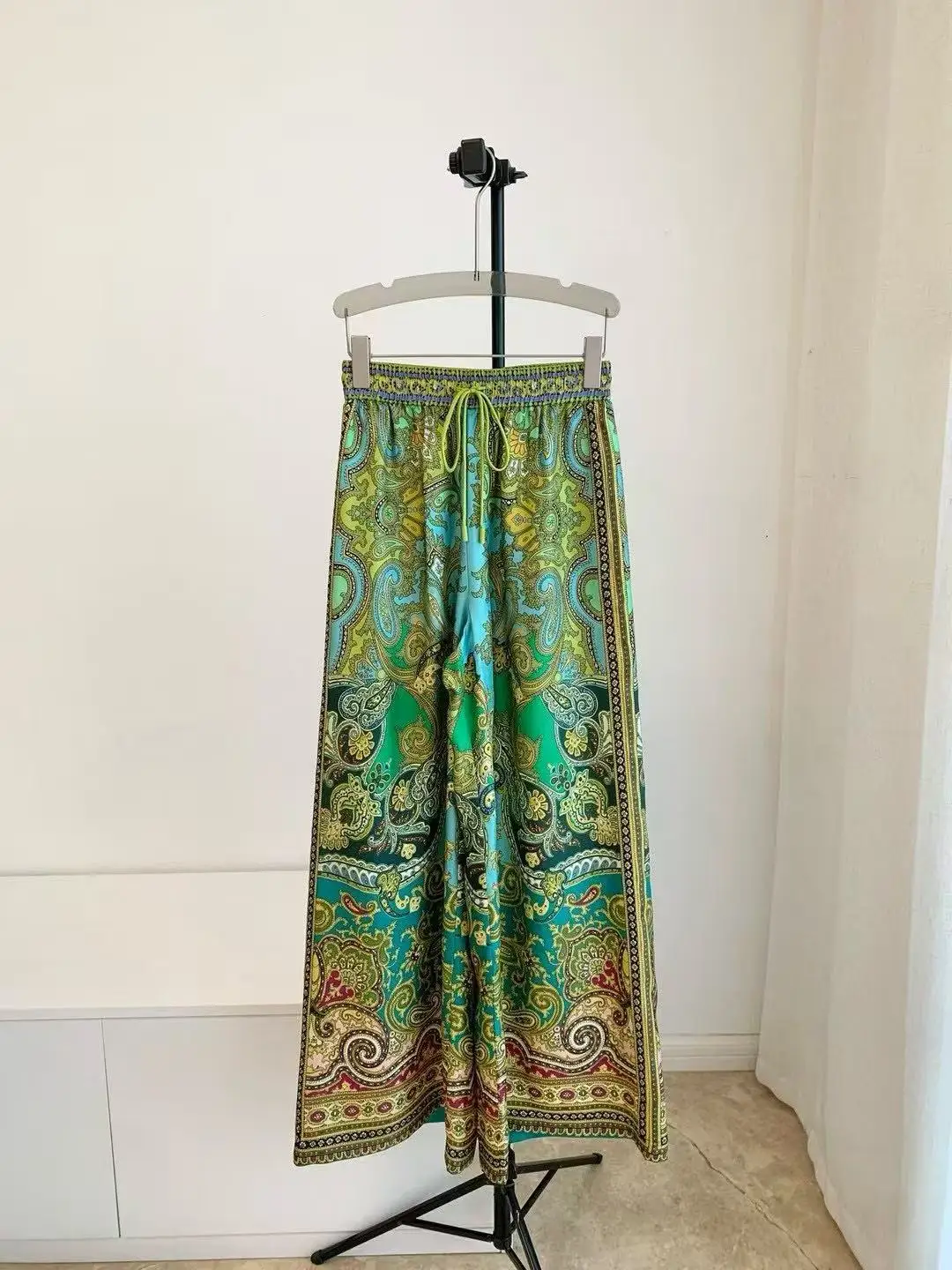 Silk Wide Leg Pants Women's Retro Fashion Print Elastic Waist Long Pants 2025 New Style