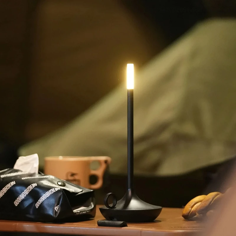 الشمال الحديثة الحد الأدنى USB شحن اللمس غرفة نوم السرير الإبداعية ليلة ضوء مطعم بار جو الجدول مصباح