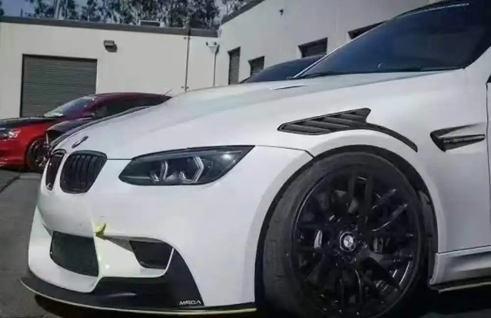 Para Serie 3 E92/E93 M3 2009-2013 estilo GT4 RS guardabarros delanteros de fibra de carbono Real de alta calidad personalizados