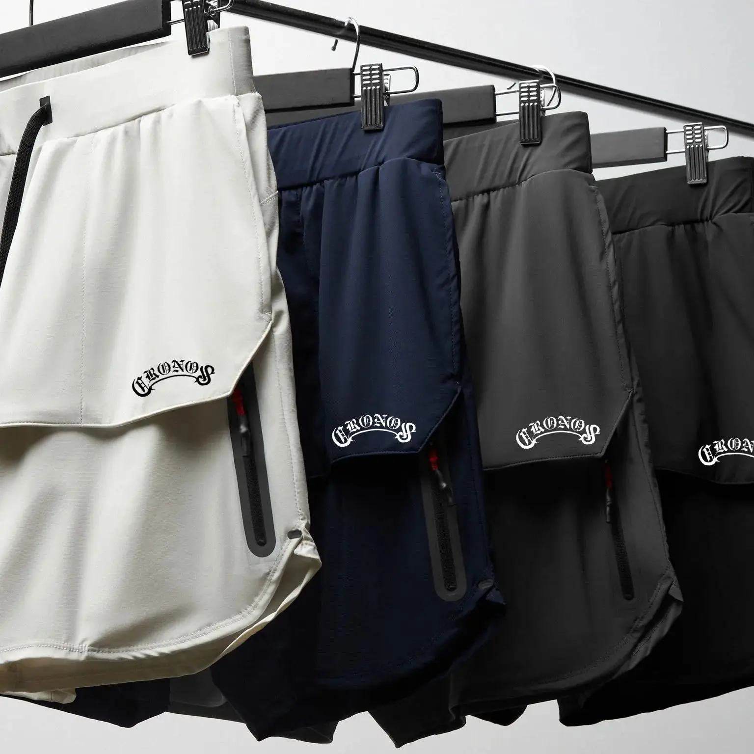 

Men's Quick Dry Running Shorts Athletic Workout Shorts with Zipper Pockets Elastic Waist Training Gym Shorts for Fitness Cycling