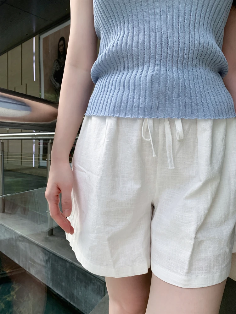 

Женские летние брюки из хлопка и льна с эластичным поясом, свободного кроя, белые, повседневные, в стиле кэжуал, укороченные (до колена)