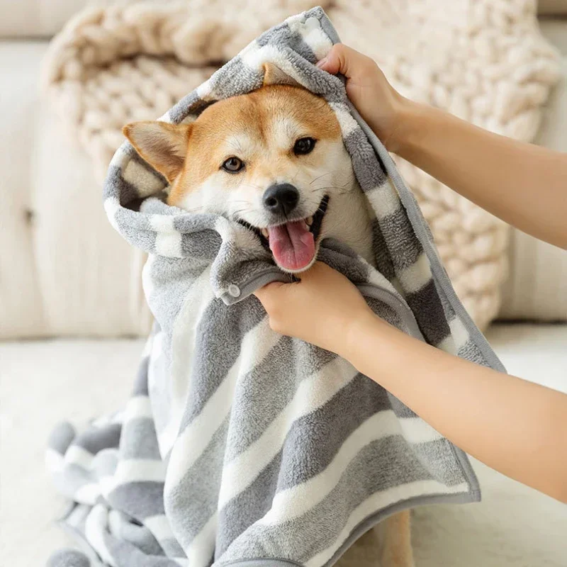 Pet Super Absorbent Bathrobe, Coral Fleece Quick-Drying Towel for Medium Large Dogs and Cats