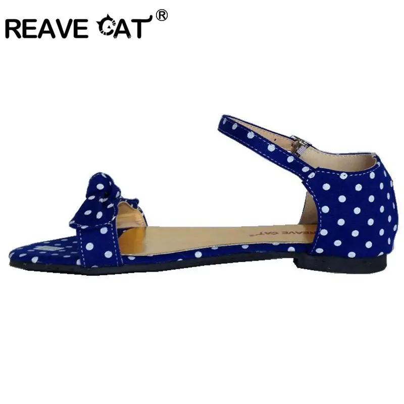 REAVE CAT Big Size 34-43 Sweet Polka Bow shoes Transpierce Gentlewomen Brief Hasp flat-bottomed Female Sandals  Summer flat