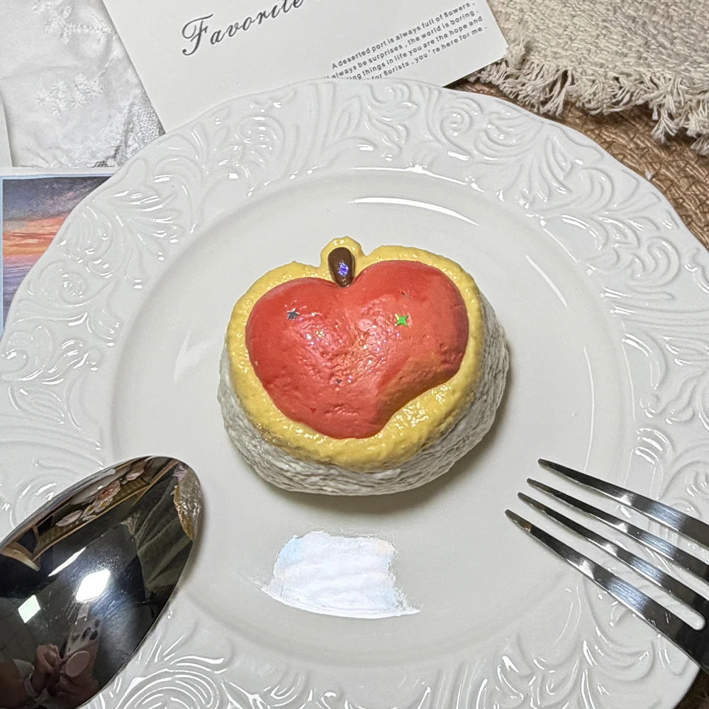 Silicoco Dessert Series Apple Cake Squishy Toy Slow Rising Soft Squeeze Fidget Toy Realistic Simulation Food Model #Nulala200000