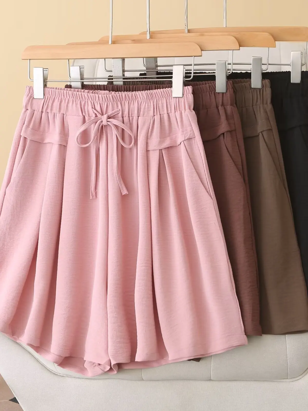 

Loose Casual High Waist Short Pants for plus Size Women Summer Korean Style Loose Fit Drawstring Comfortable Five-Quarter Length