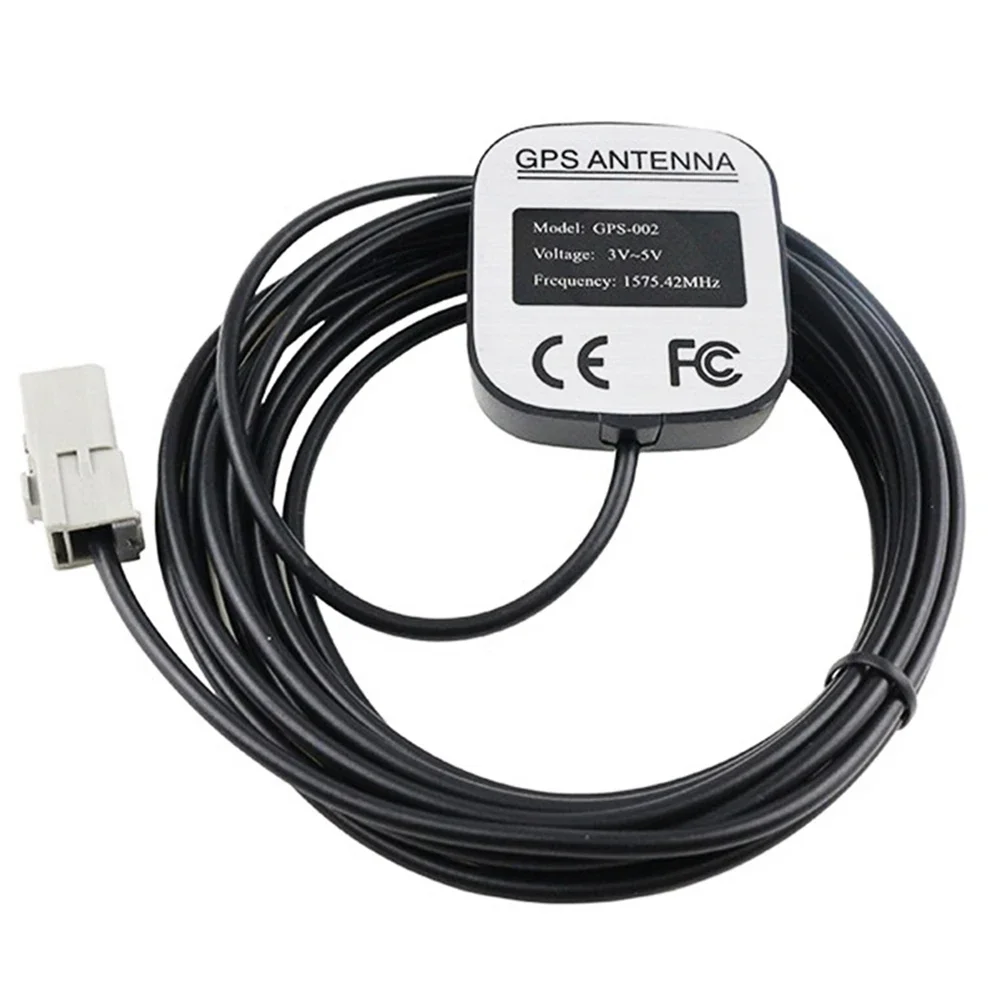 

Car GPS Navigation Active Antenna GT5-1S Socket Antenna Connector Cable 3 To 5V 1575.42 MHz Direct Installation