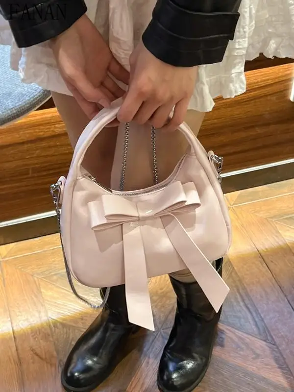 

Top-Handle Bags Bow Handbag Fashionable Versatile Heart Sweet and Cool Crossbody Dumpling Bag Commuting Women's Handbags