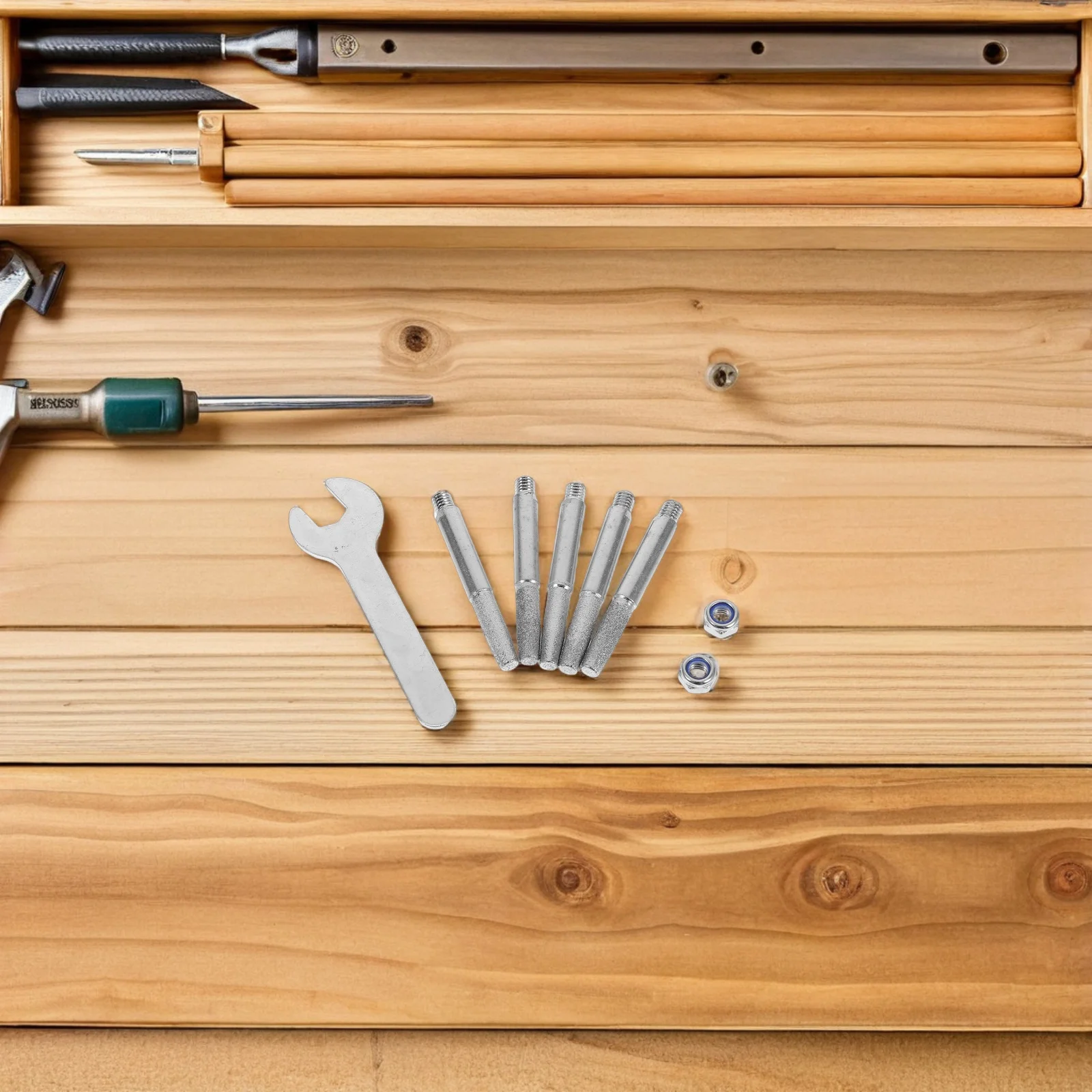 

1Set Diamond Chainsaw Burr Grinding Stone Hand Crank Sharpener File 5.5mm Adjustable Sharpening Tool for Wood Jewelry Garden