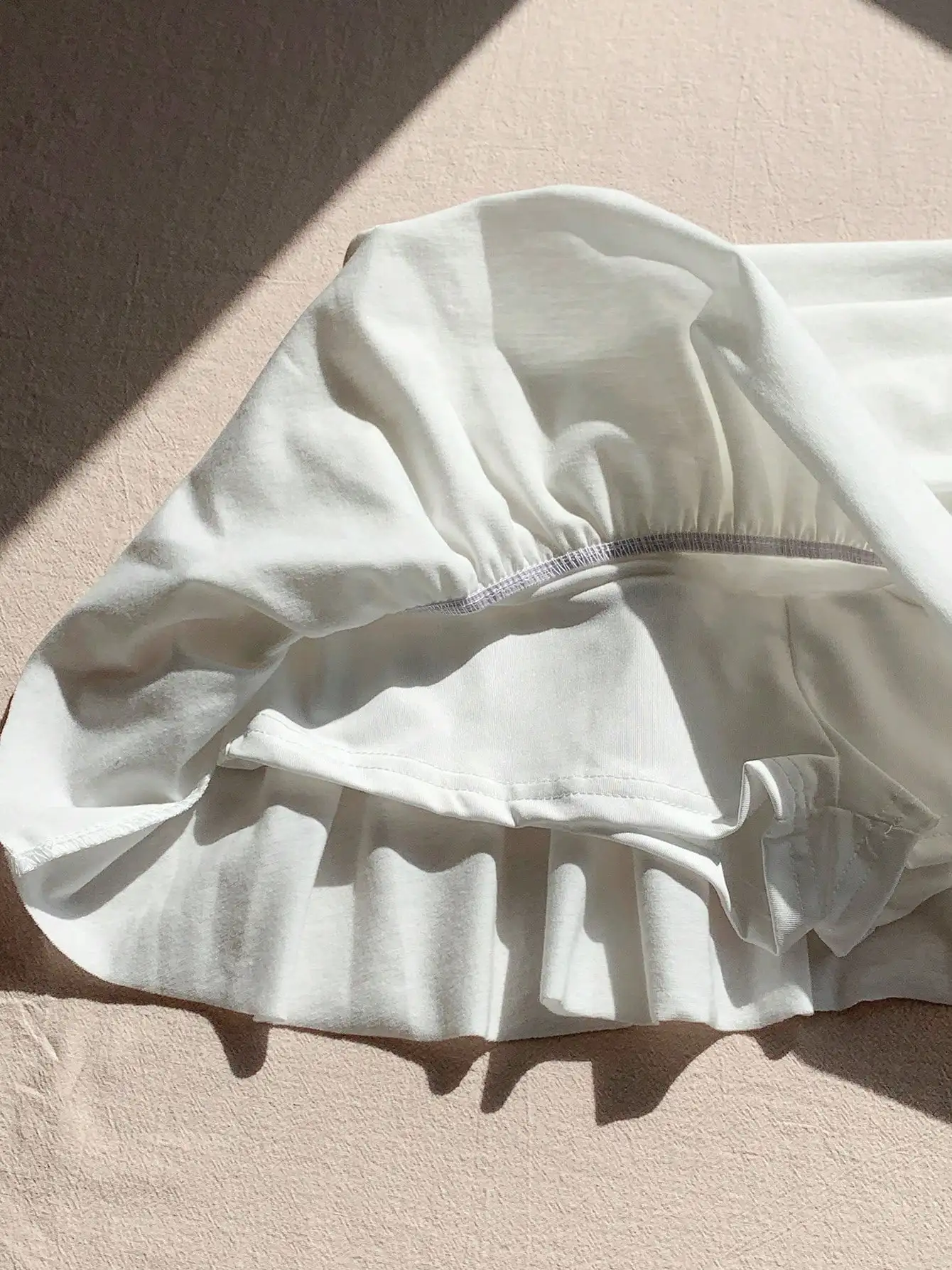 Damen Weißer Rüschen-Minirock für Freizeit oder Party