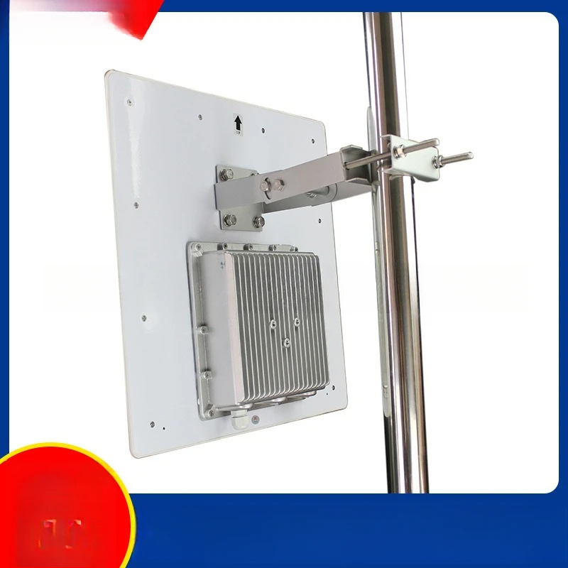 قارئ التردد لمسافات طويلة، قراءة العلامات الإلكترونية بتردد rfid 12dBi الكل في واحد