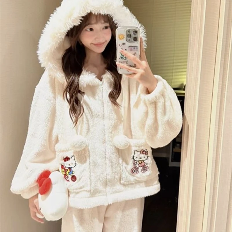 

Fashion Plush Pajamas for Girls in Winter Thickened and Velvet Coral Cartoon Hello Kitty Suit Home Clothes Can Be Worn Outside