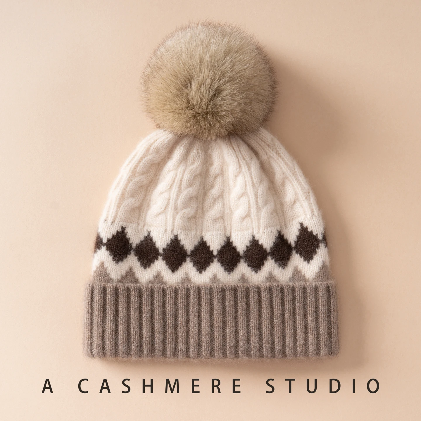 cappello-di-puro-cashmere-al-100-per-le-donne-moda-palla-di-peluche-decor-inverno-addensare-berretti-lavorati-a-maglia-intrecciati-cappelli-outdoor-warm-pom-poms-caps