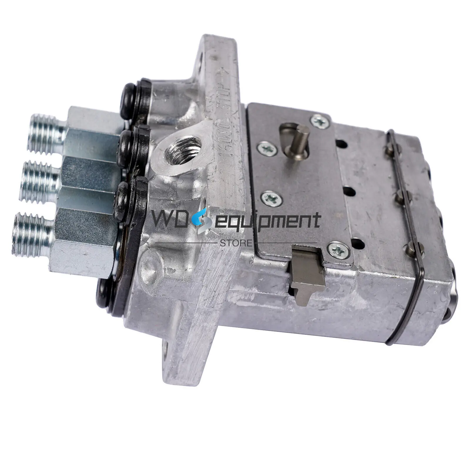 New Fuel Injection Pump 16032-51010 16032-51013 For Kubota Engine D1005 Tractor B2301HSD-1 BX2660D BX2670 BX2680