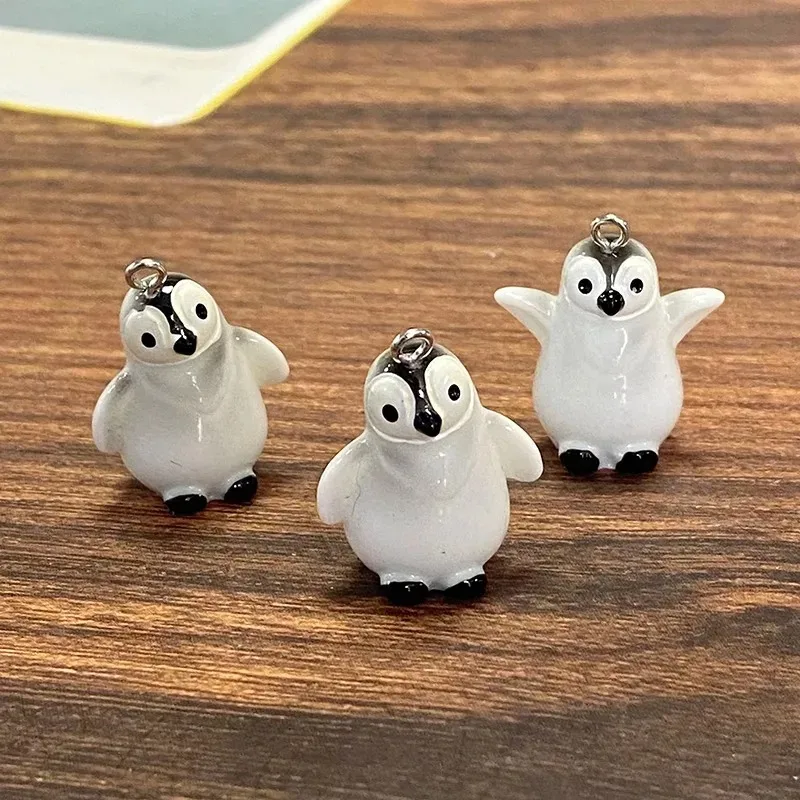 6Pcs Kawaii Mini 3D Penguin Resin Pendants Small Ornament Charms DIY Accessories for Earrings Necklace Keychain Jewelry