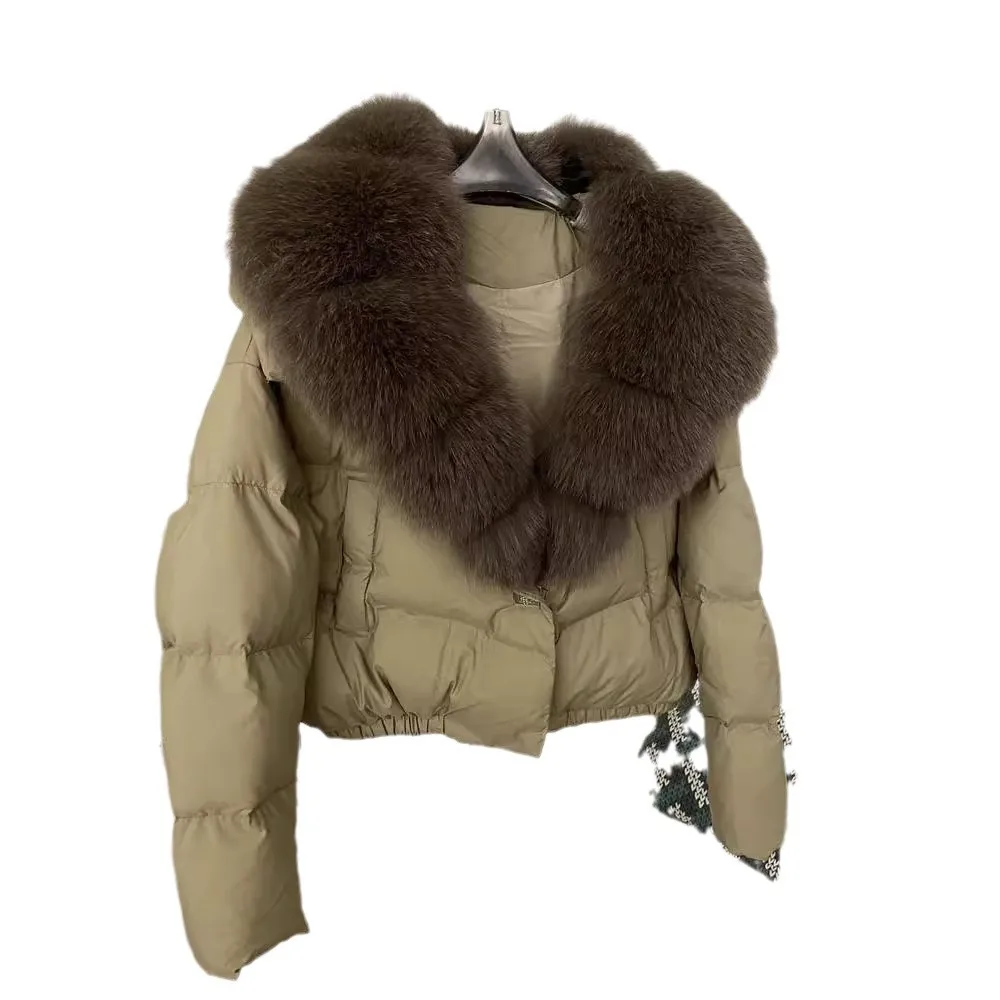 سترة شتوية قصيرة للسيدات 2025، معطف دافئ من القطن، ملابس خارجية فاخرة بياقة من فرو الثعلب