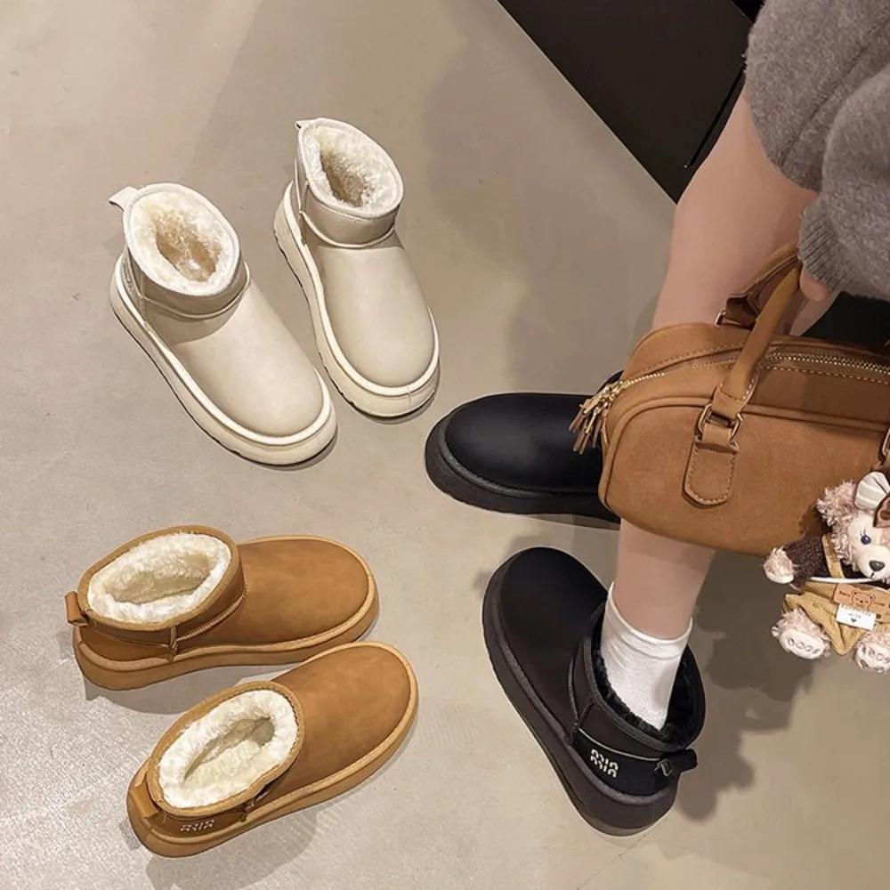

Snow boots for women in autumn and winter 2025, solid color versatile casual short boots, fashionable short woolen shoes