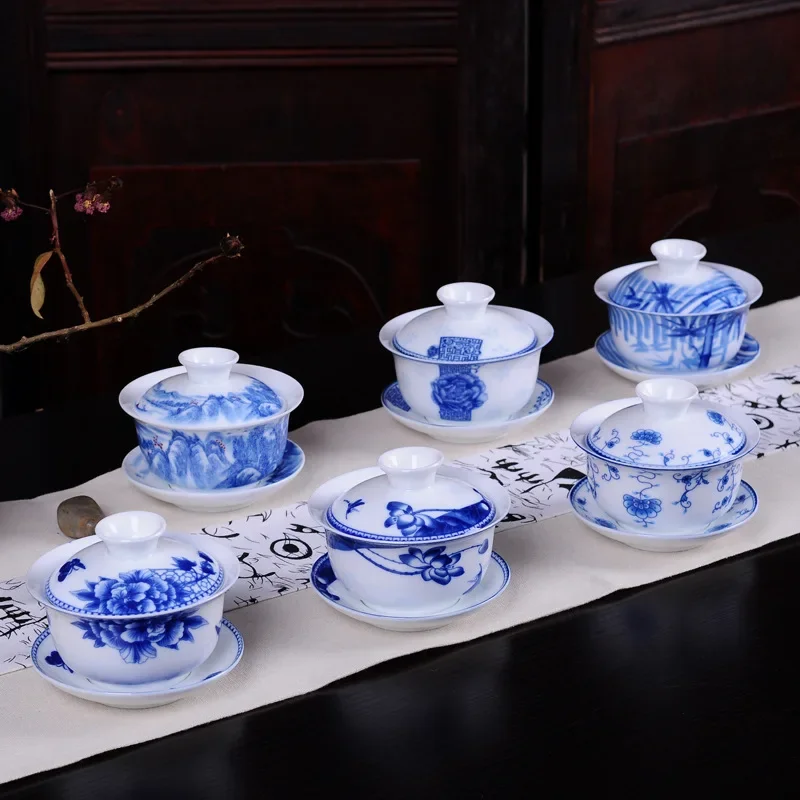 White Porcelain Blue and White Ceramic Gaiwan Tea Set Jingdezhen Gaiwan Jingde Town Cover Bowl Tea Cup With Lid and Saucer Puer