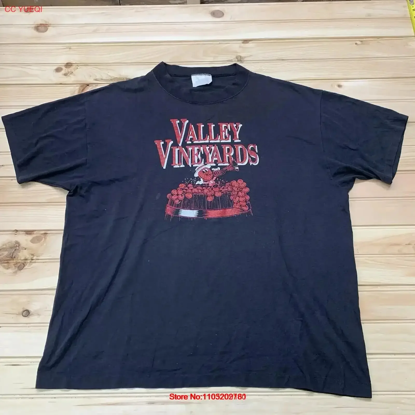 

Vintage 90s Valley Vineyards Morrow Ohio Winery And Brewery ArT T Shirt Size XL Washed designer clothes fashion vintage homme