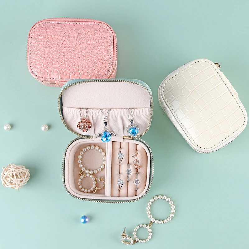 European Style Large Capacity Style Portable Travel Girls Jewelry Storage Box Necklace Earrings Casual Style Solid Color Makeup